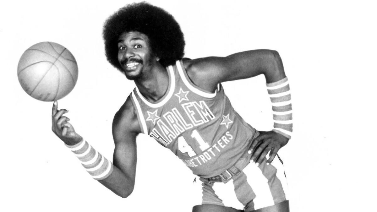 HARLEM GLOBETROTTERS LEGEND "SWEET LOU DUNBAR" INDUCTED INTO THE LOUISIANA SPORTS HALL OF FAME