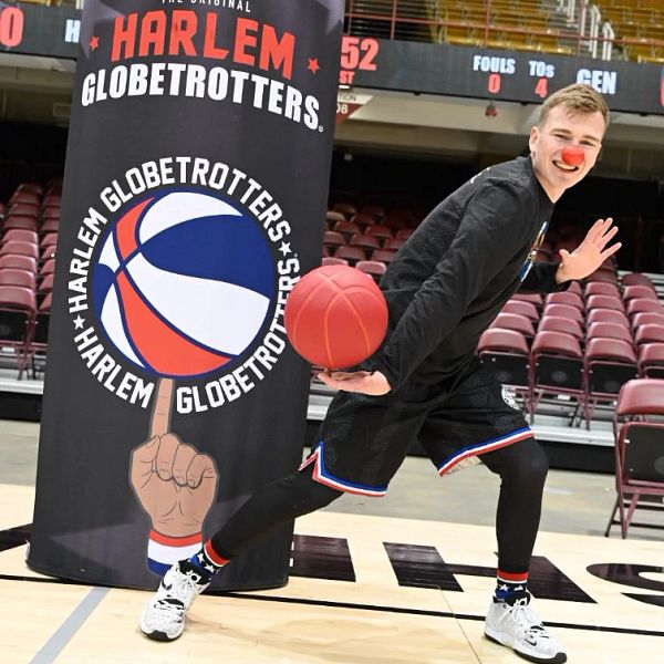 HARLEM GLOBETROTTERS AND COMIC RELIEF US JOIN FORCES, SURPASSING $41 MILLION RAISED FOR RED NOSE DAY IN 2023